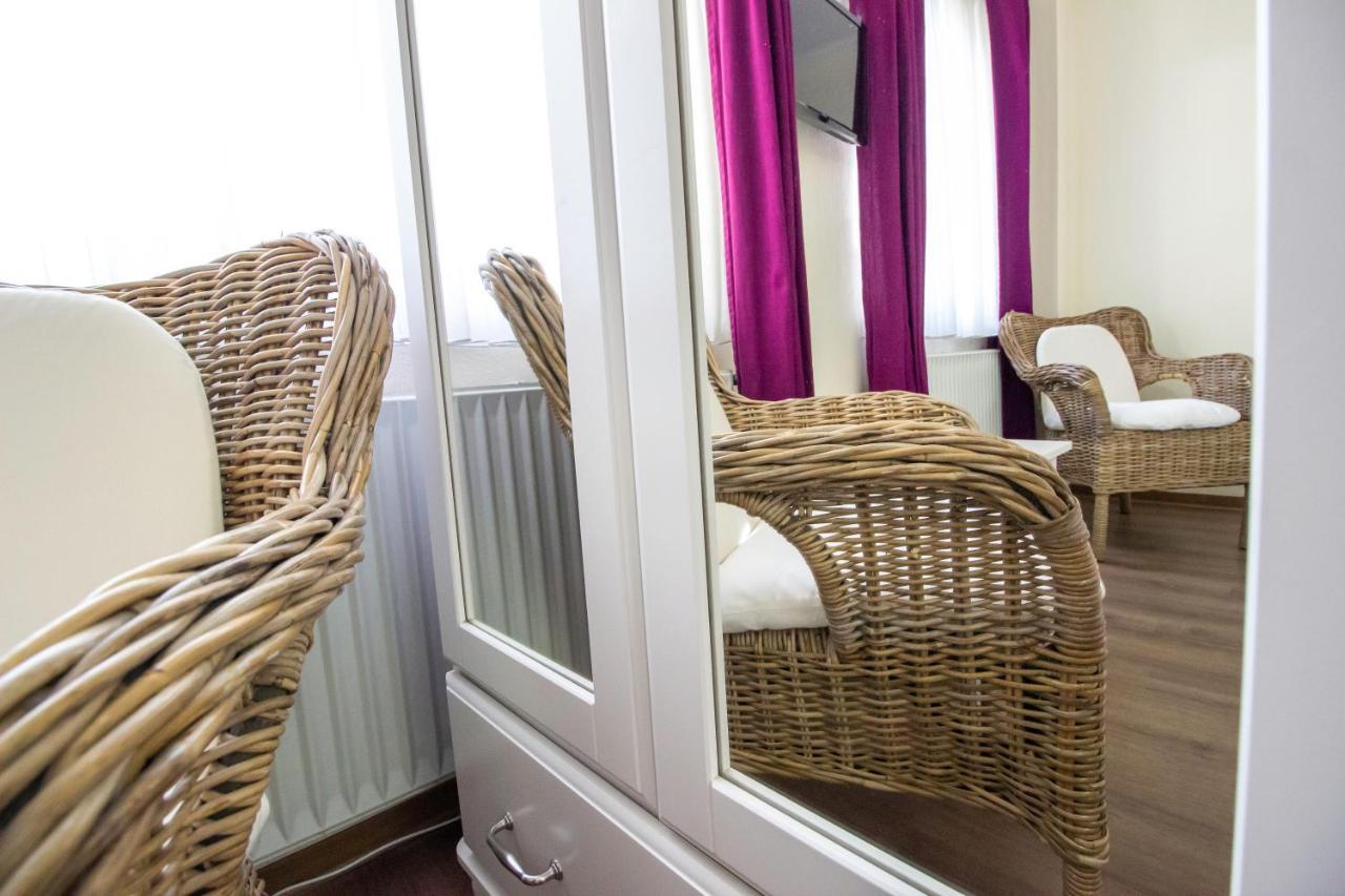 Hotel Heldt Dependance BRE Εξωτερικό φωτογραφία