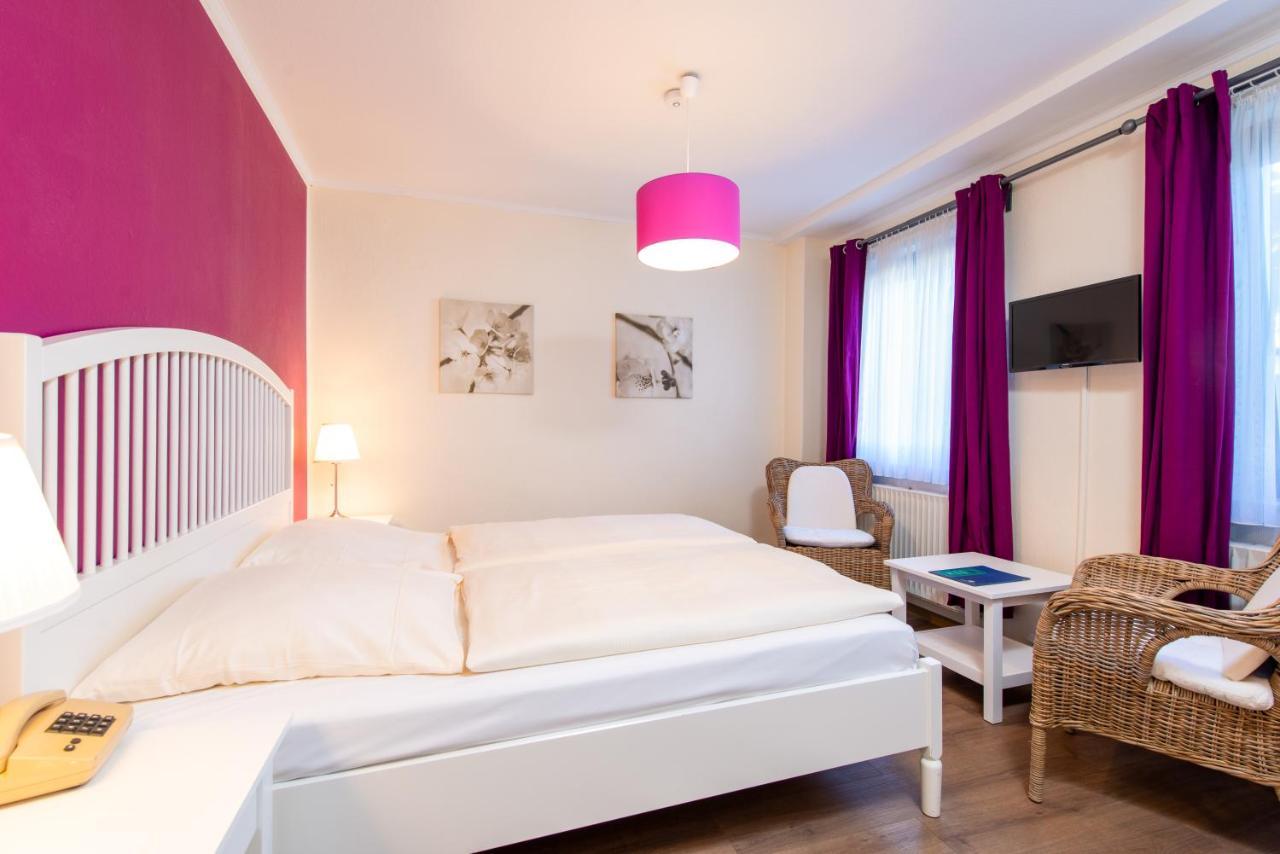 Hotel Heldt Dependance BRE Εξωτερικό φωτογραφία